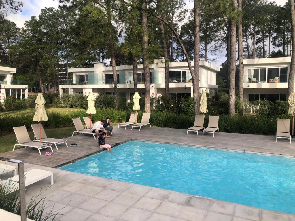 Garden View 2 Dormitorios Con Jardin Y Parrillero Hasta 7 Personas 푼타델에스테 외부 사진